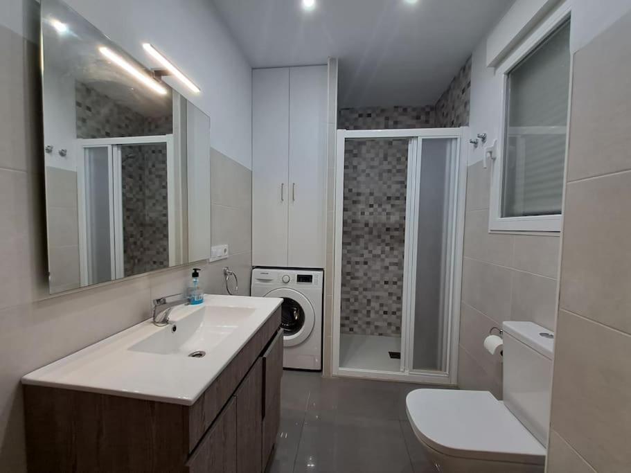 Altamira White & Bright Apartment Almeria Bagian luar foto