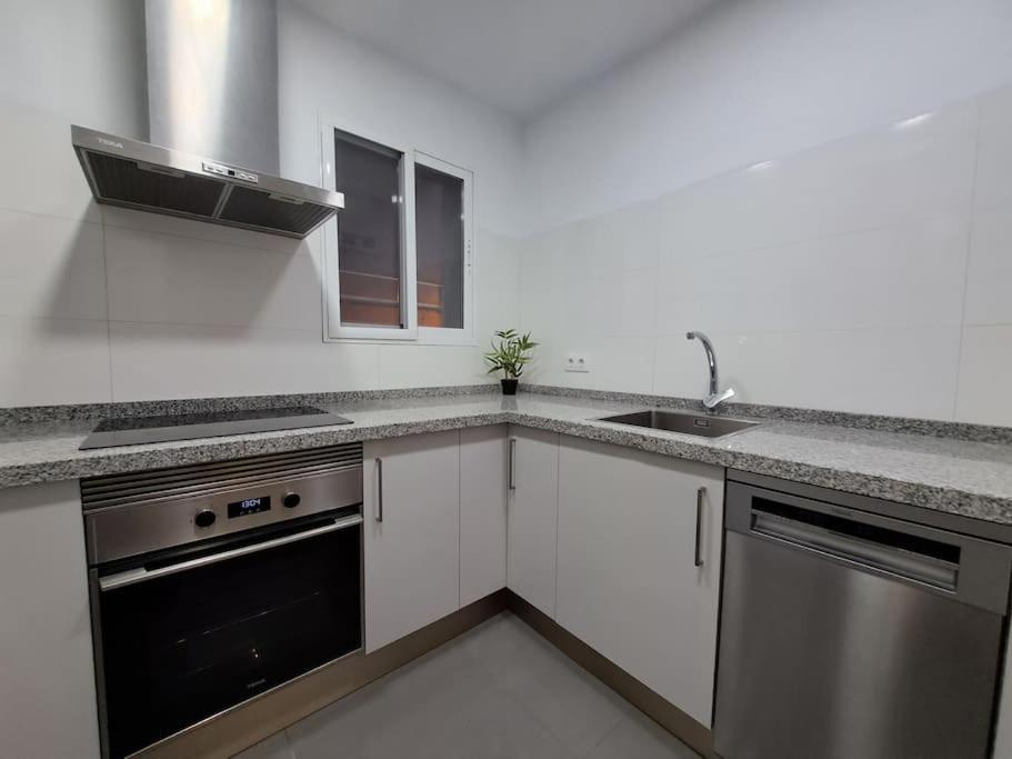 Altamira White & Bright Apartment Almeria Bagian luar foto