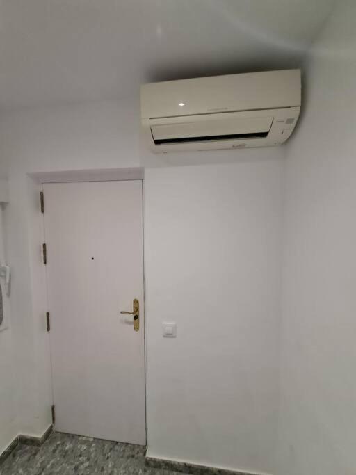 Altamira White & Bright Apartment Almeria Bagian luar foto